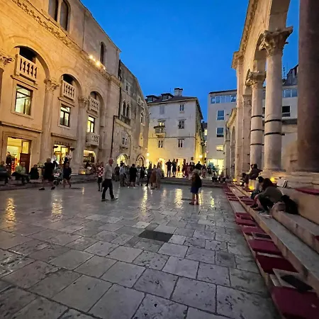 Апартаменты Split City Cosy Apartment *